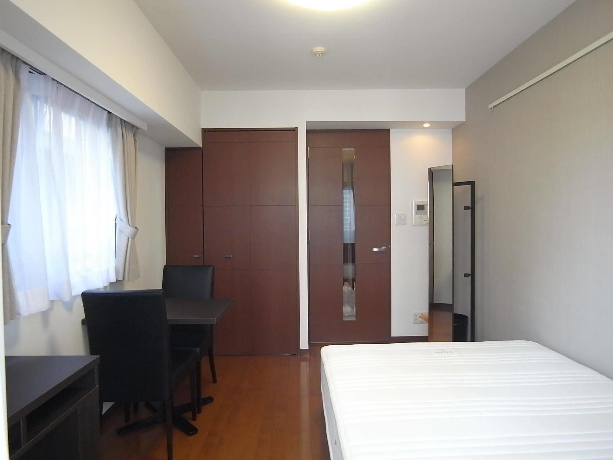 Palace Studio Shinjuku Tochomae Токіо Екстер'єр фото